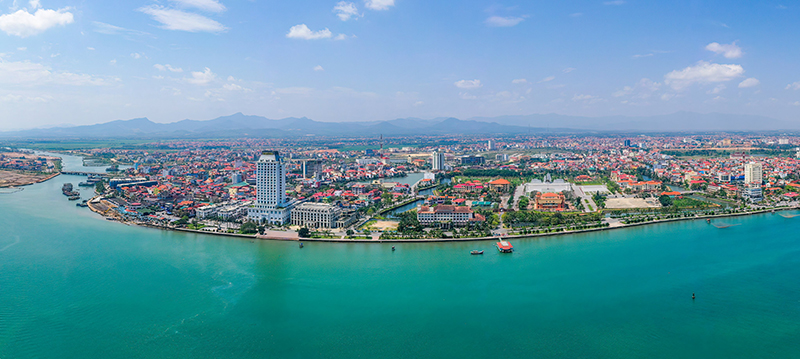 https://www.quangbinh.gov.vn/3cms/upload/qbportal/Image/TintucSuKien/2022/03/Donghoi.jpg